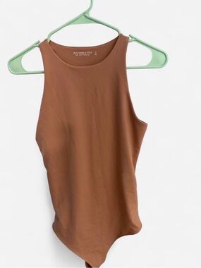 Abercrombie & Fitch Brown High-Neck Ribbed Bodysuit